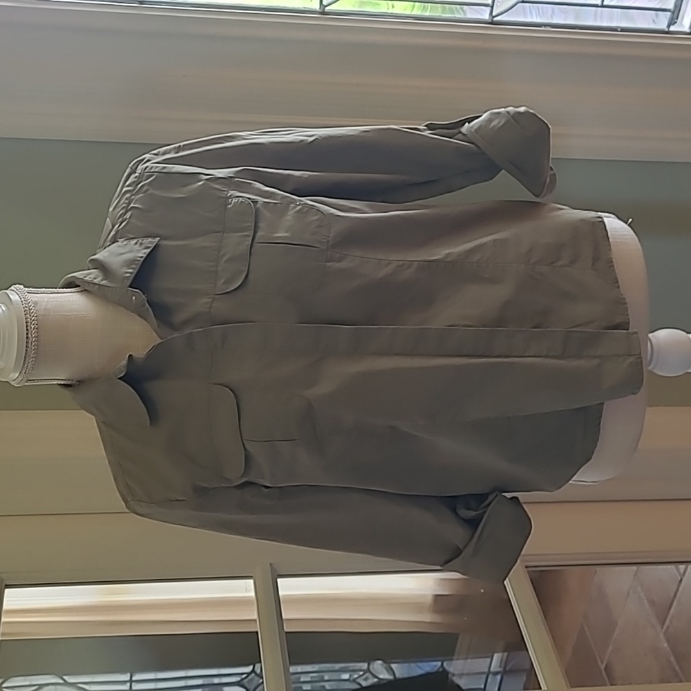 Mountain Lake army green button down collared shirt women medium cotton